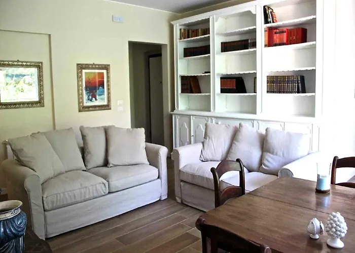 Holiday Home In Reggio Calabria Near Beach Ferienhaus