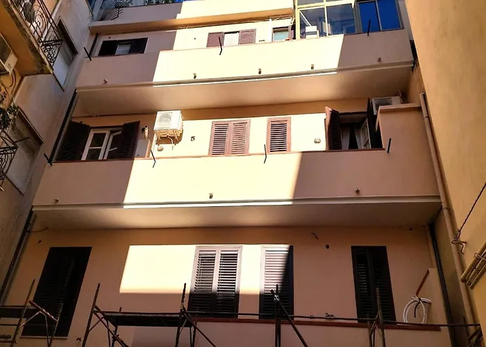 Holiday Home In Reggio Calabria Near Beach Ferienhaus *
